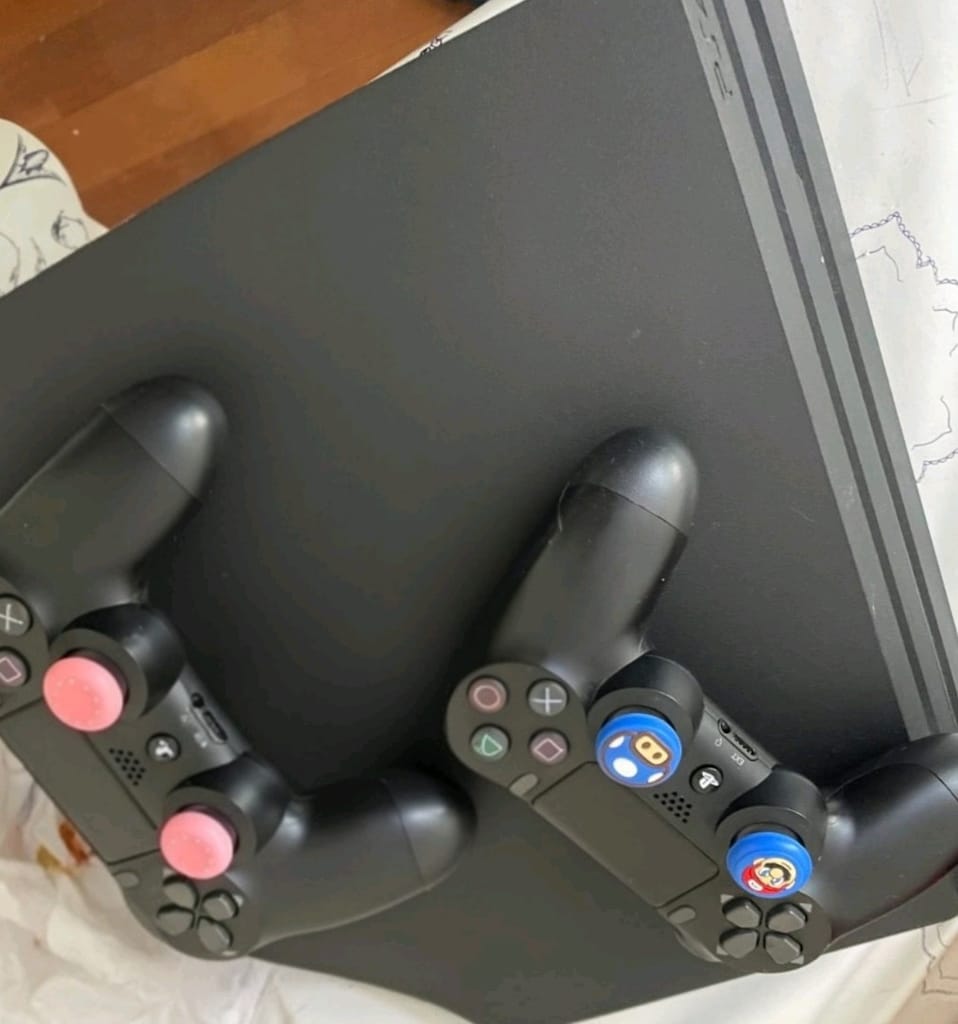 PlayStation 4 pro 1 tb TAKAS YOKTUR - 4