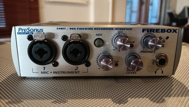 PRESONUS Firebox 24Bit/96K Firewire Ses Kartı , Çantası ile...