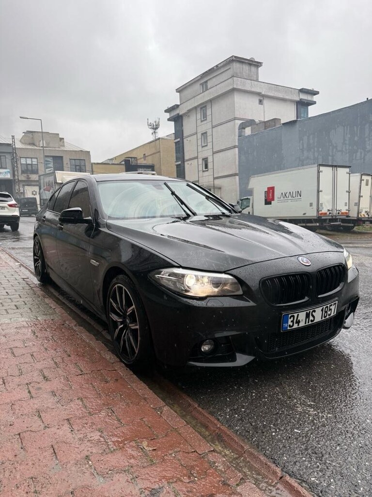 BMW 520i F10 2015 - 3
