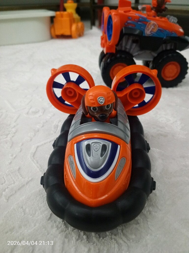 paw patrol zuma - 2