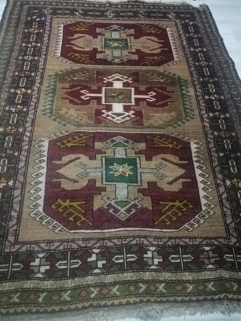 Antika Köy Halısı/ 4-5m2 - 3