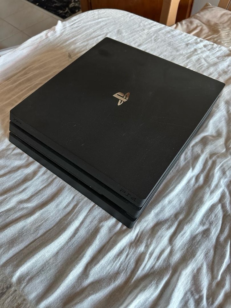 PS4 Pro 1 TB - Temiz Cihaz - Kutu açılmamıştır. - 3