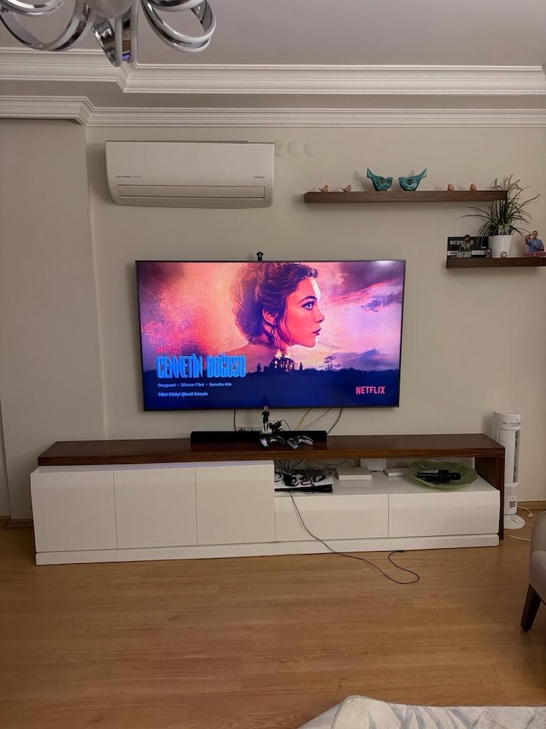 Çok uygun fiyata uçan raflı sağlam Tv ünitesi - 3