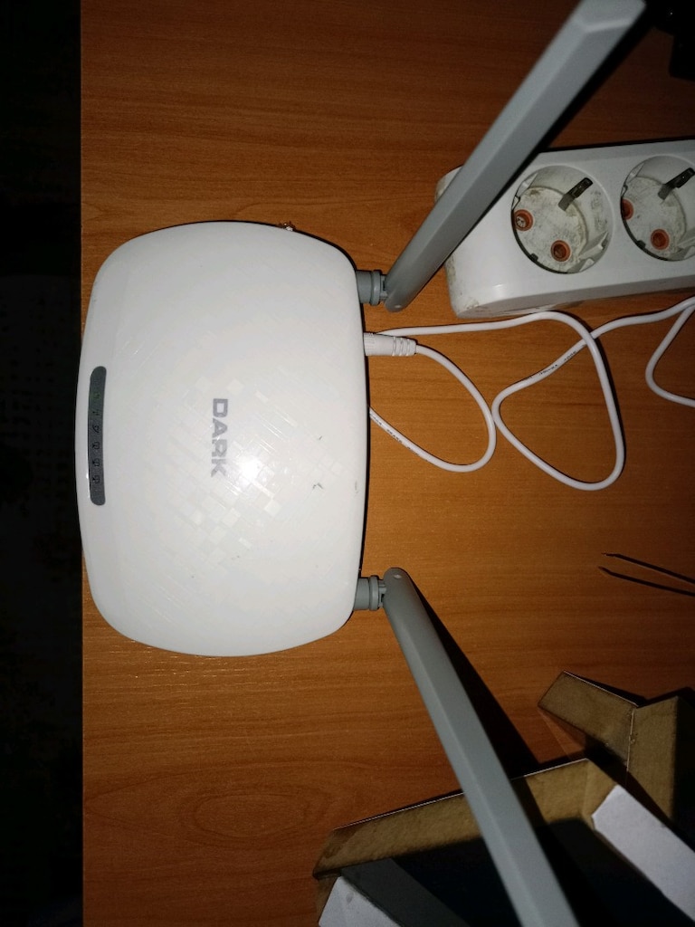 Dark wi-fi repeater - 3