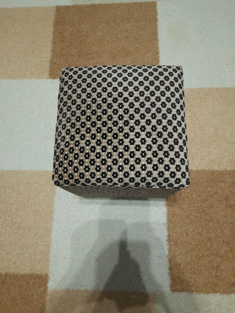 TESLİM:AKÇAY SAĞLAM KADİFE DÖŞEMELİ KARE PUF. EBAT:30*30 CM. YÜK:40 CM - 2