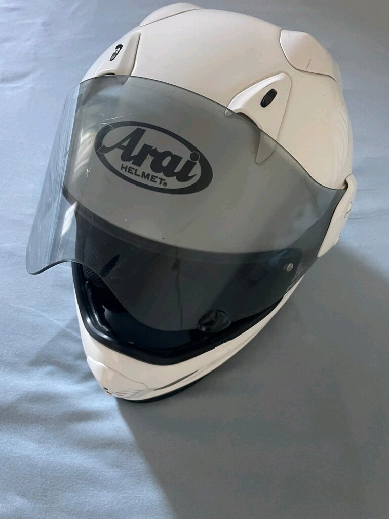 motor kask kapalı Arai marka - 5