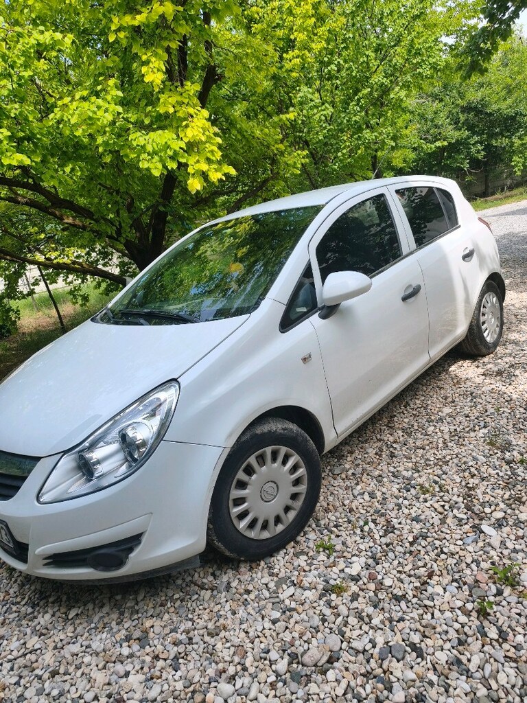 Opel Corsa 2008 dizel..manuel - 3