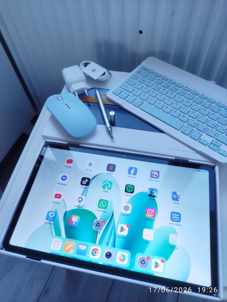 HONOR PAD 8 256 GB SORUNSUZ TEMİZ+KLAVYE+Kalem
