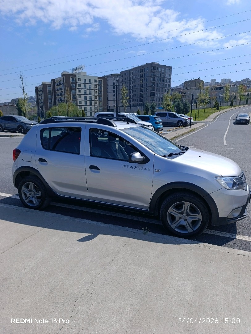 Dacia Sandero Stepway hasarsiz boyasız Kazasiz 48bin km - 4