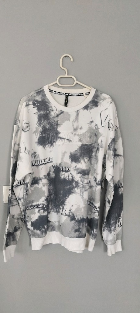 sweatshirt - 3