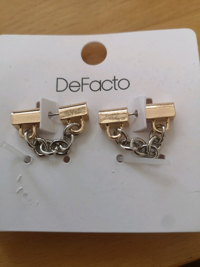 DeFacto Zincir Detaylı Mini Altın Küpe