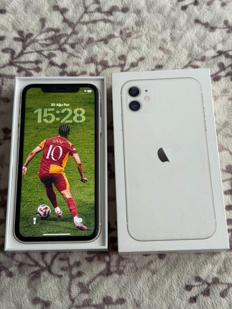 iPhone 11 64GB Kutulu Yurtiçi Değişensiz Çok Temiz - 2