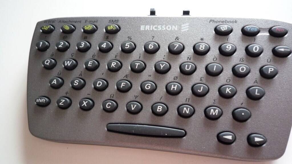 Ericsson Cep Telefonların Klavyesi - 2