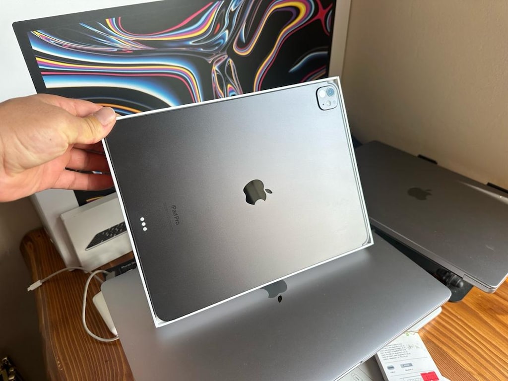 İpad pro M4 çipli 13” 256 gb hafıza - 10