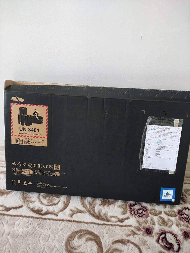 HP victus 16 '' i5 13500H //RTX 4060// 16 GB DDR5 //1 TB m2 NVME - 5
