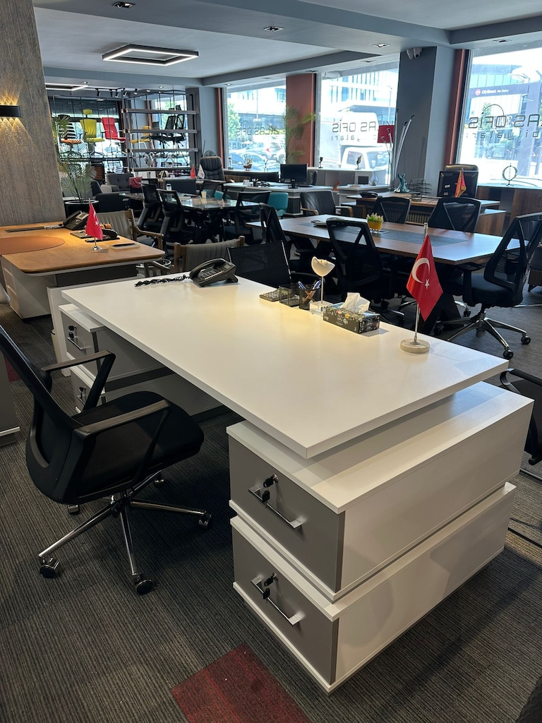 KLAS OFİS ÜSKÜDAR 200x90 BEYAZ GRİ YÖNETİCİ TAKIMI SIFIR - 4