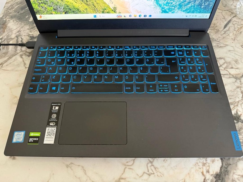 Lenovo L340 Gaming 17-9750H GTX1650 16GB RAM SSD FHD - 8