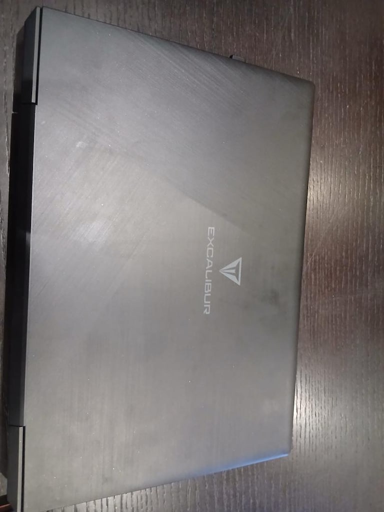 Excalibur G770 Laptop - 7