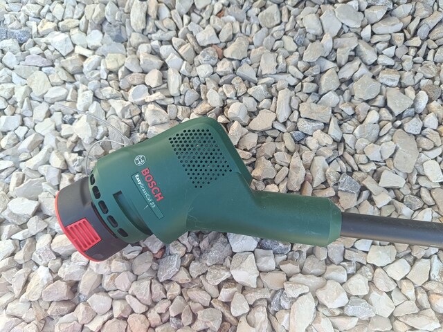 BOSCH ELEKTRİKLİ TIRPAN Bosch Easygrasscut 23