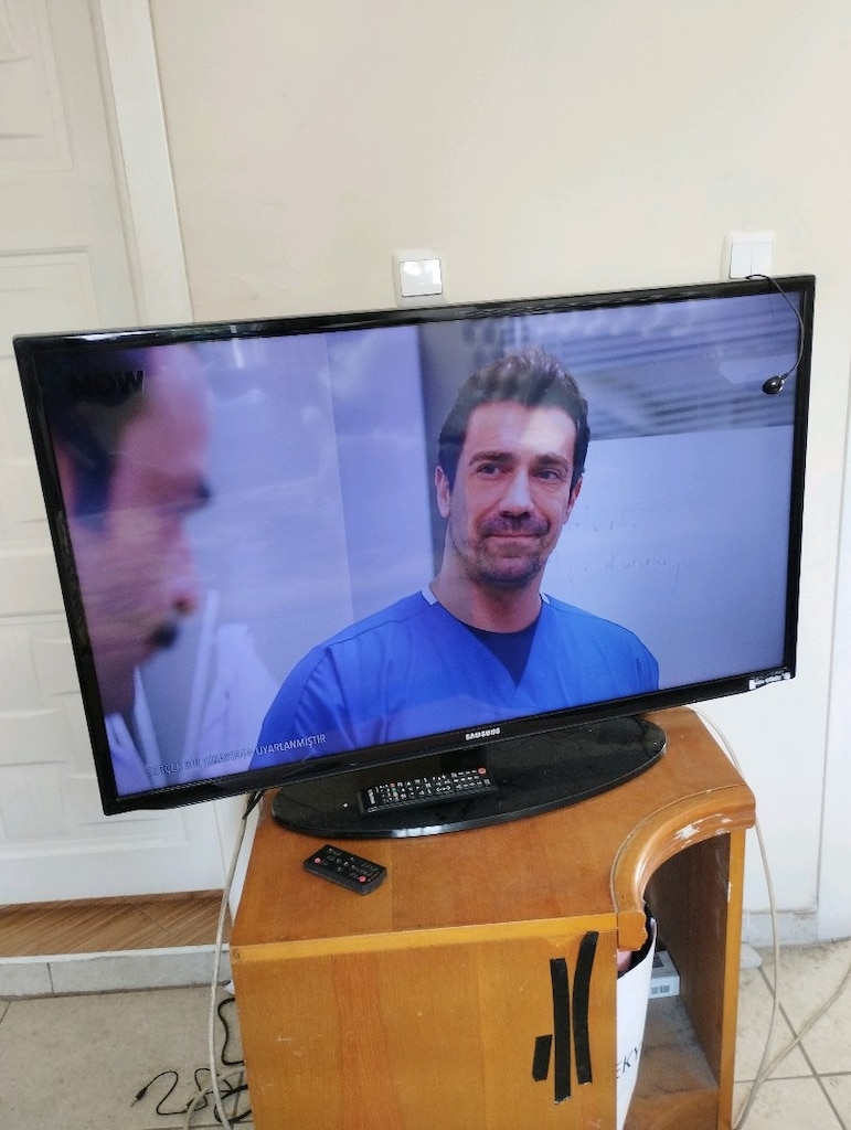 102 ekran Samsung marka LED TV - 2