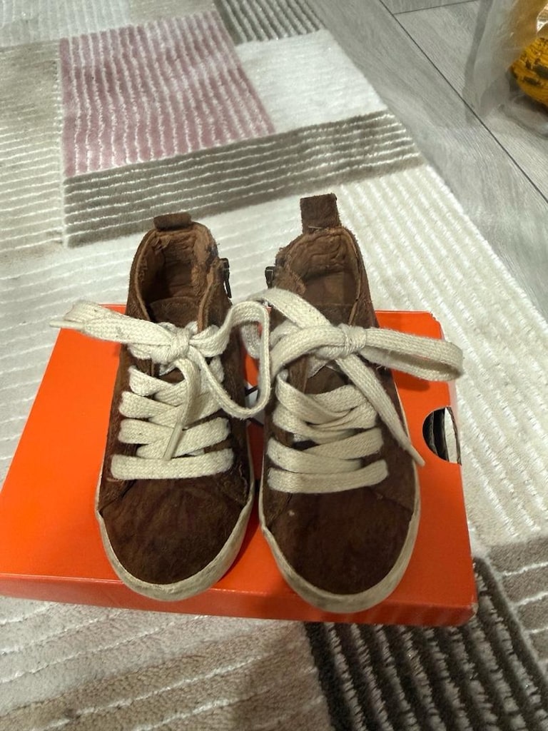 zara kids süet bot 21numara