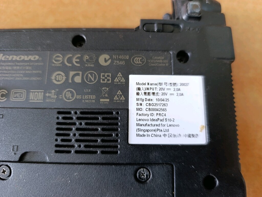 Lenovo IdeaPad S10-2 - 9