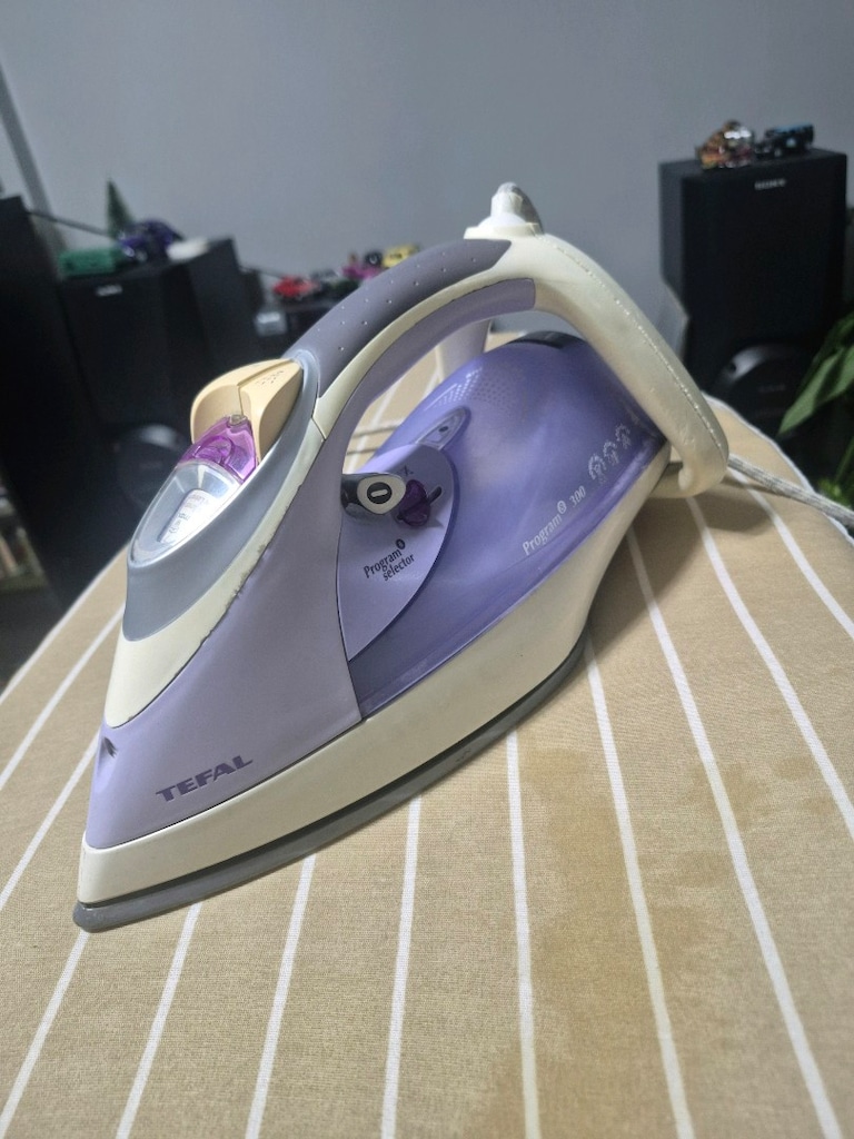 Tefal ütü ve masası - 3