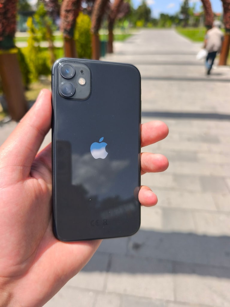 İPHONE 11 64 GB TR - 3