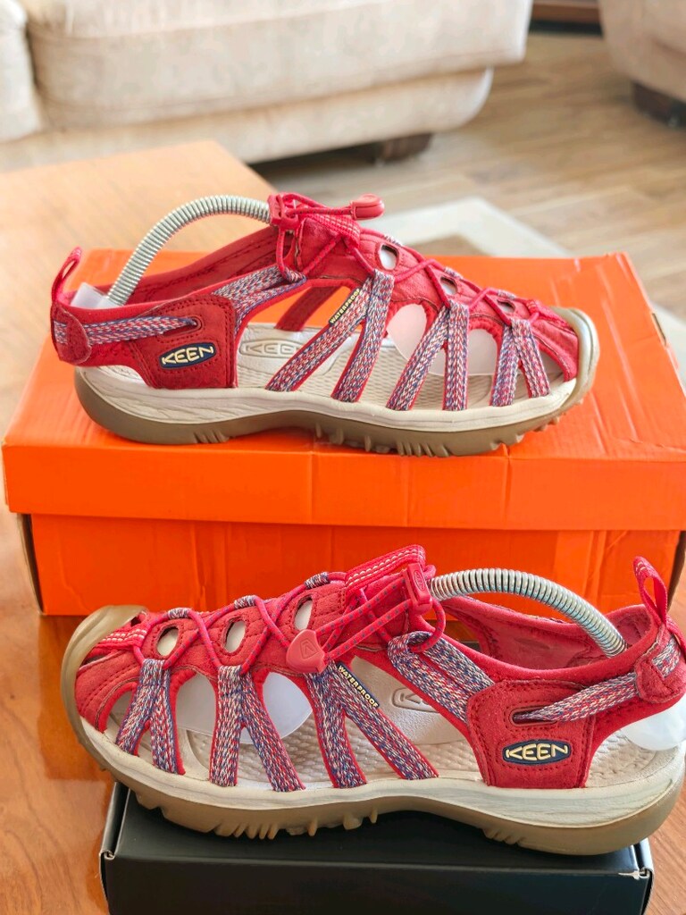 Keen Orjinal tertemiz waterprof sandalettir. Çok kısa süre kullanılmış - 7