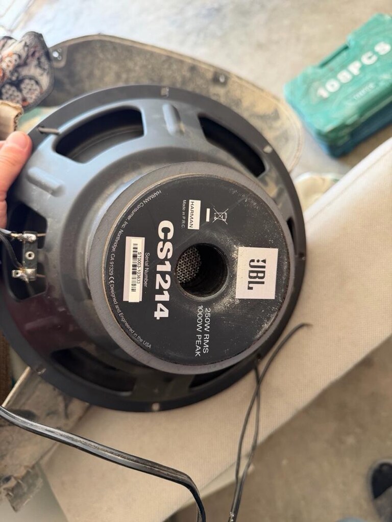 jbl bass - 2