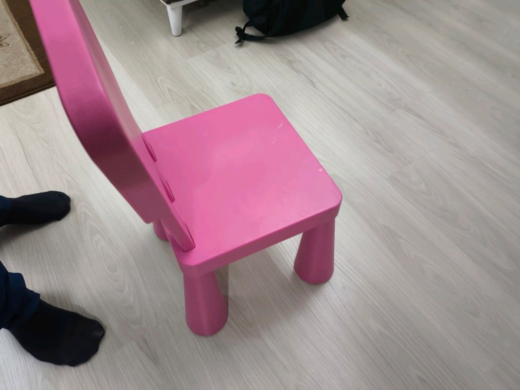Pembe Çocuk Sandalyesi - 6