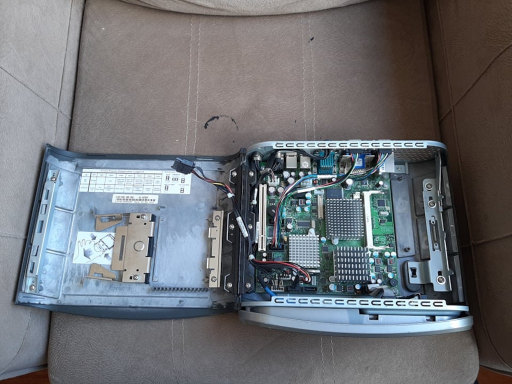 NCR RealPOS 7600 Serisi POS Terminali - 4