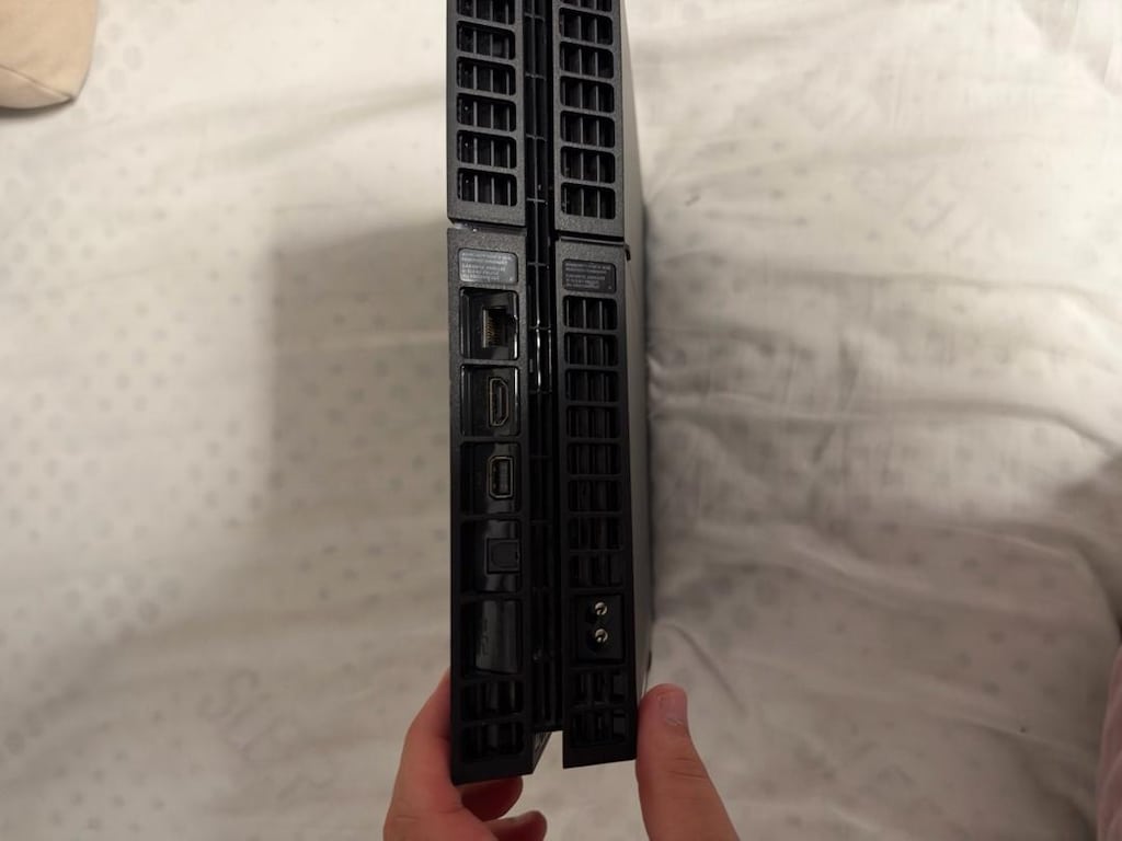 PlayStation 4 , 1 TB depolama - 4