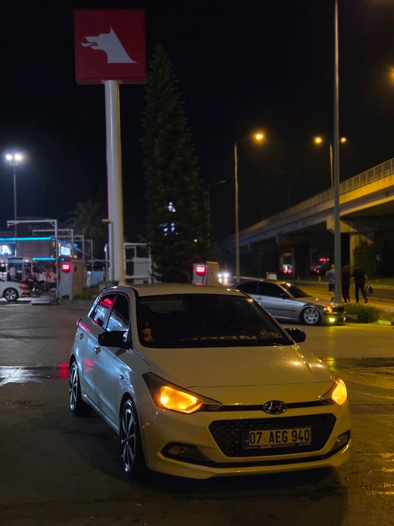 sahibinden temiz hyundai i20 1.2 benzin 2016 - 12