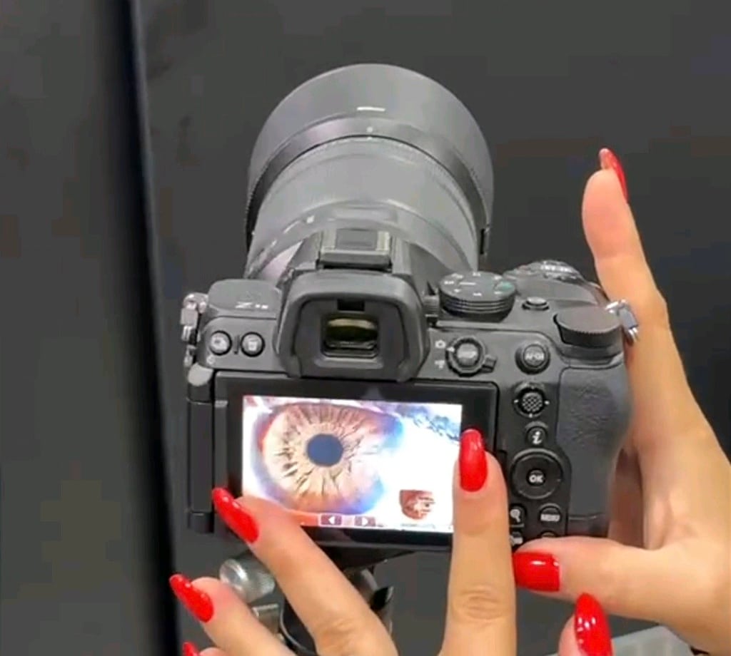 Nikon Z5II Body - Nikon 105mm - tripod - ışık - 17