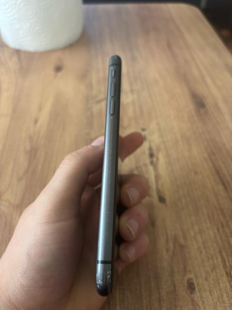 iPhone 11 64 - 6