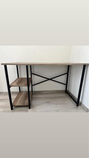 bilgisayar masası