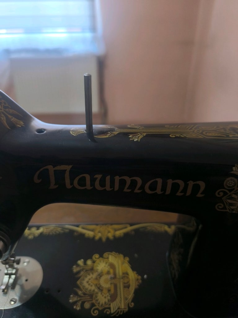 NOUMANN Alman Antika Dikiş makinası - 4