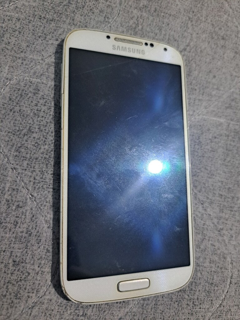 Toplu Bozuk/Parçalık Telefonlar ve Tablet (Samsung, iPhone, Huawei) - 6