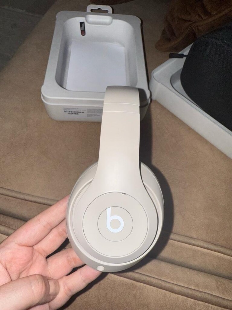 Beats Studio Pro Kum Taşı - 4