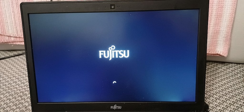 Fujitsu h780 workstation laptop - 3