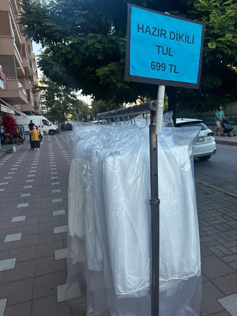 İHRACAT FAZLASI HAZIR DİKİLİ TÜL PERDELER