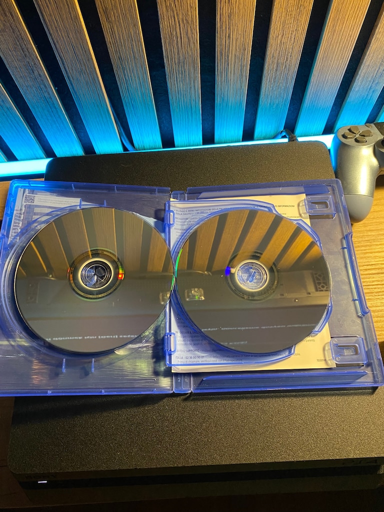 Playstayion 4 Slim - 17