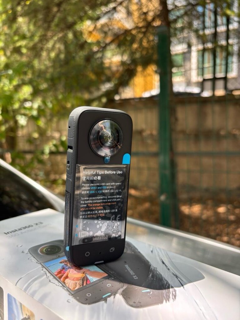 İNSTA 360 X3 CAMERA - 2