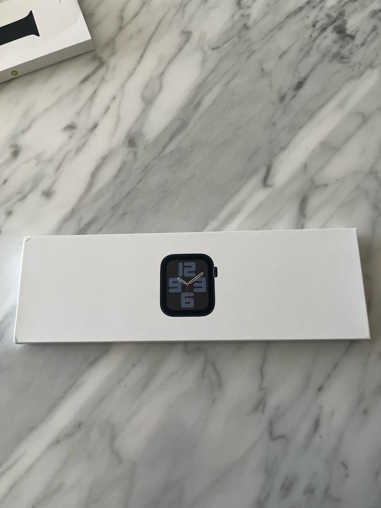 apple watch se 2. nesil 44mm en temizinden Gps var - 4