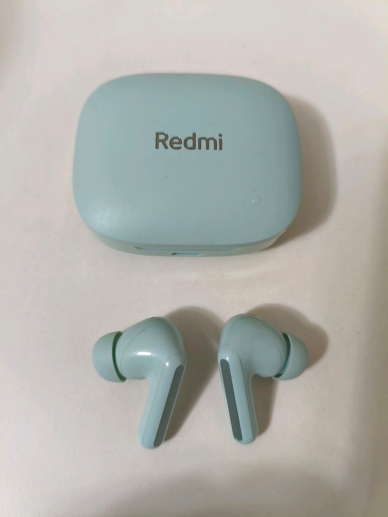 Xiaomi Redmi Buds 6 / 49 dB ANC / Sıfırdan Farksız /Tertemiz