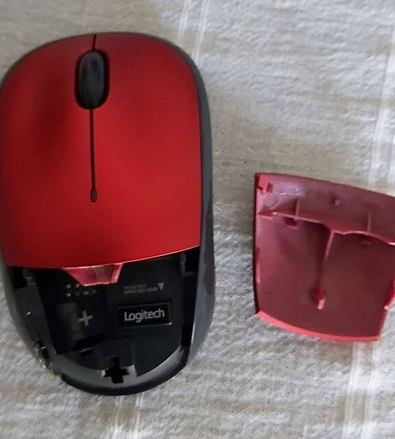 Logitech M215 mouse .
