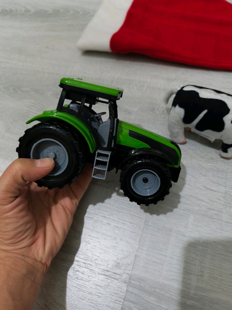 traktör ve inek figürlü set - 4
