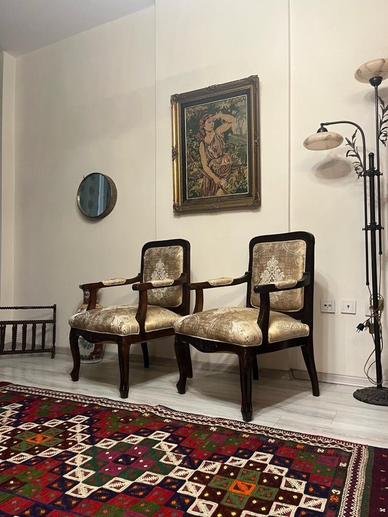Antika Ceviz Çift Berjer - 16