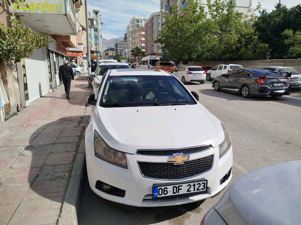 Chevrolet Cruze 2011 model sorunsuz yazılımlı araç - 5